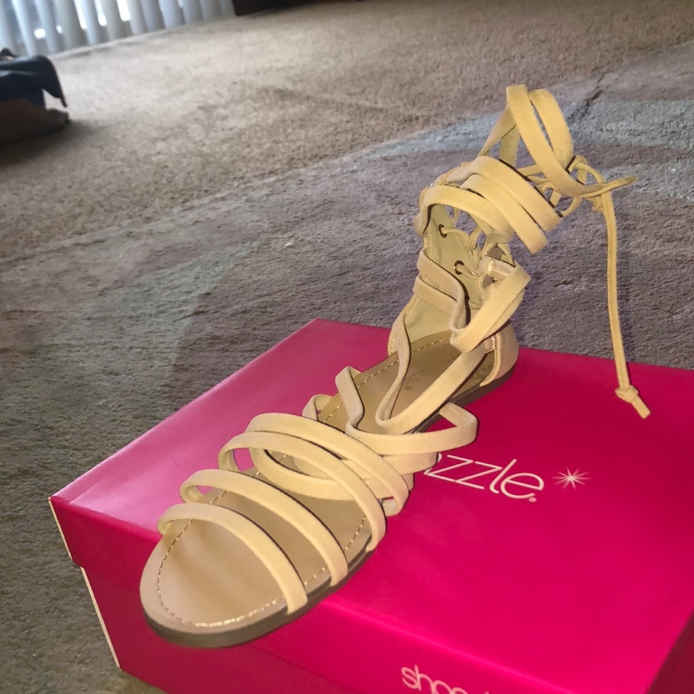 Sandals - Picture 3 of 3